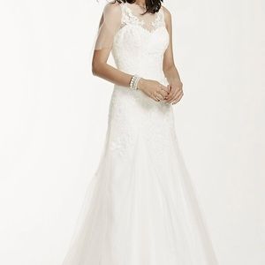 NWT David’s Bridal Illusion Neckline Wedding Dress